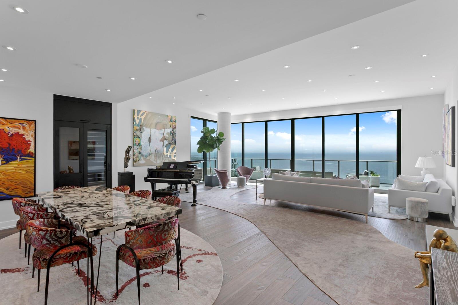 TB8397577 Property Photo