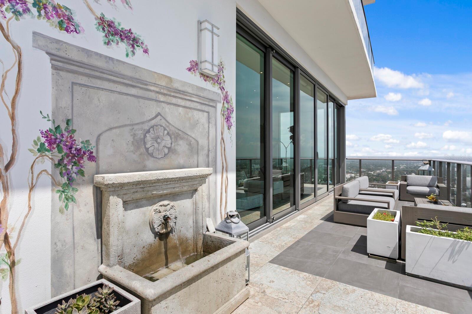 TB8397577 Property Photo