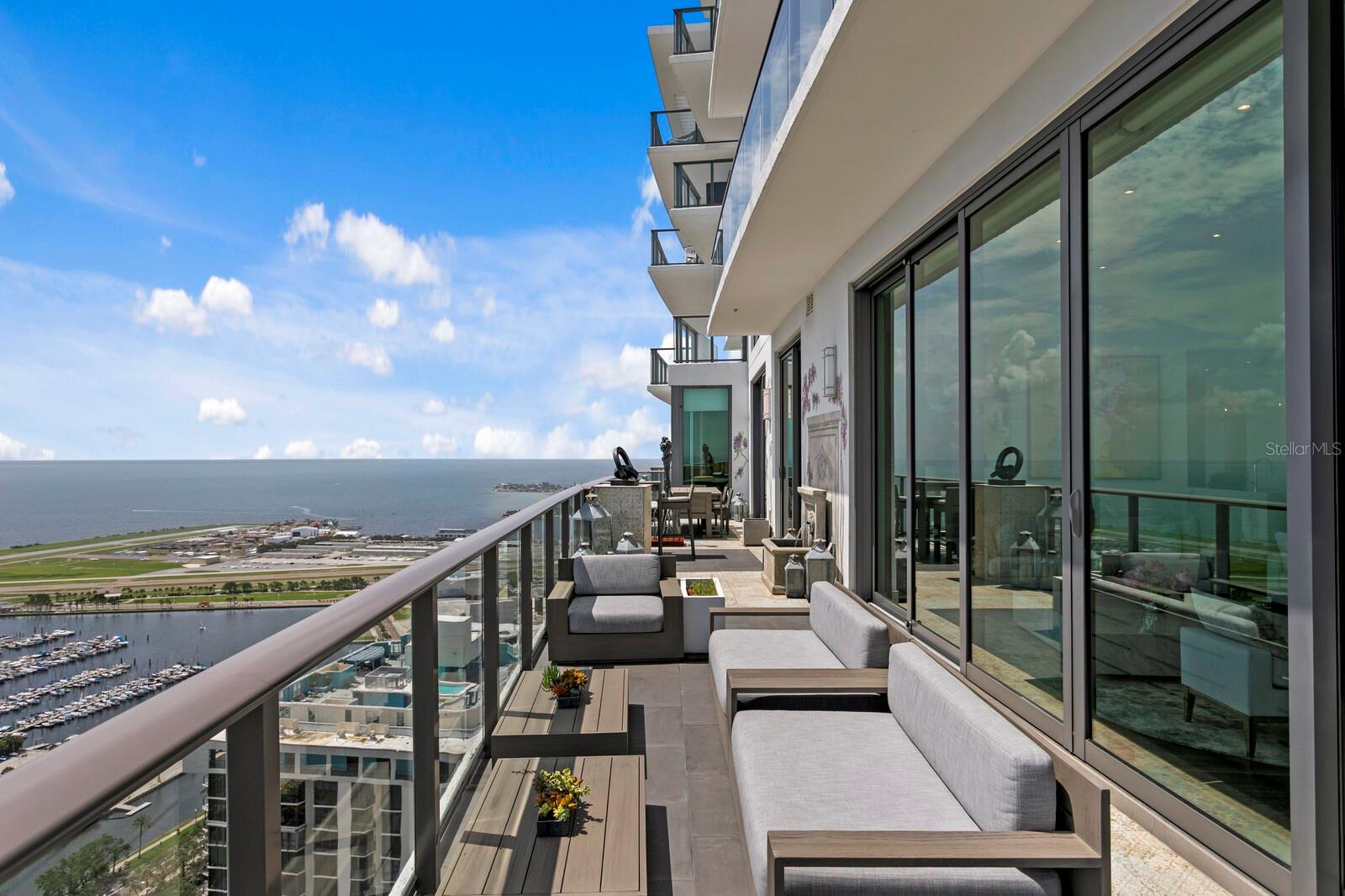 TB8397577 Property Photo