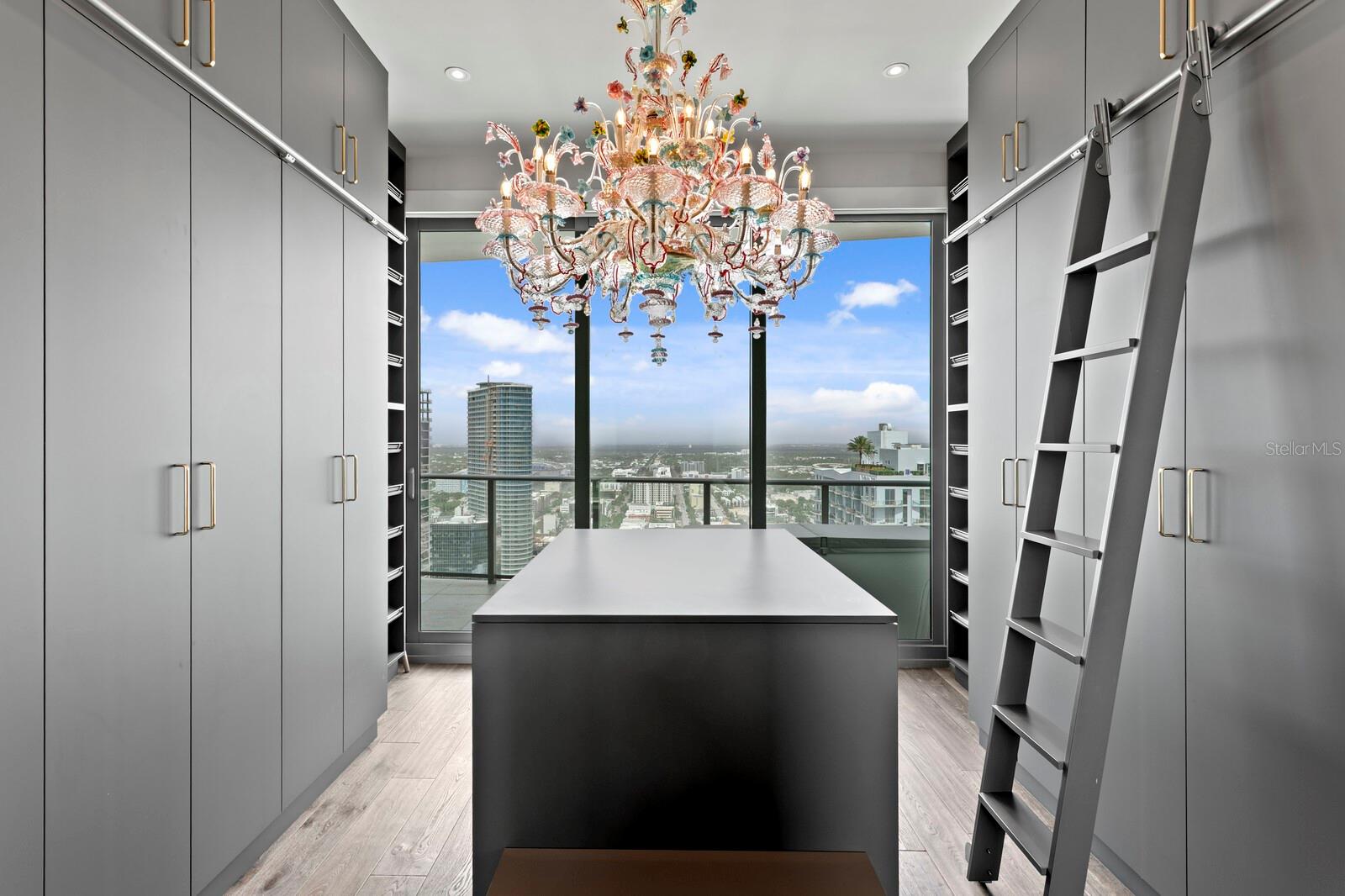 TB8397577 Property Photo