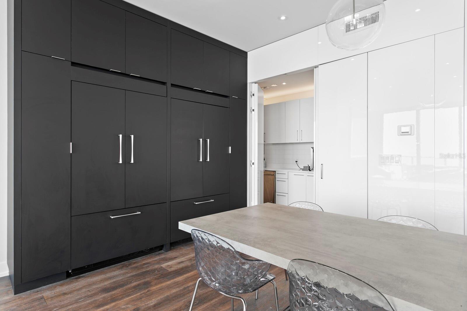 TB8397577 Property Photo