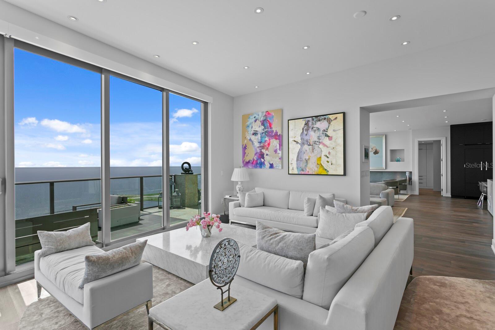 TB8397577 Property Photo