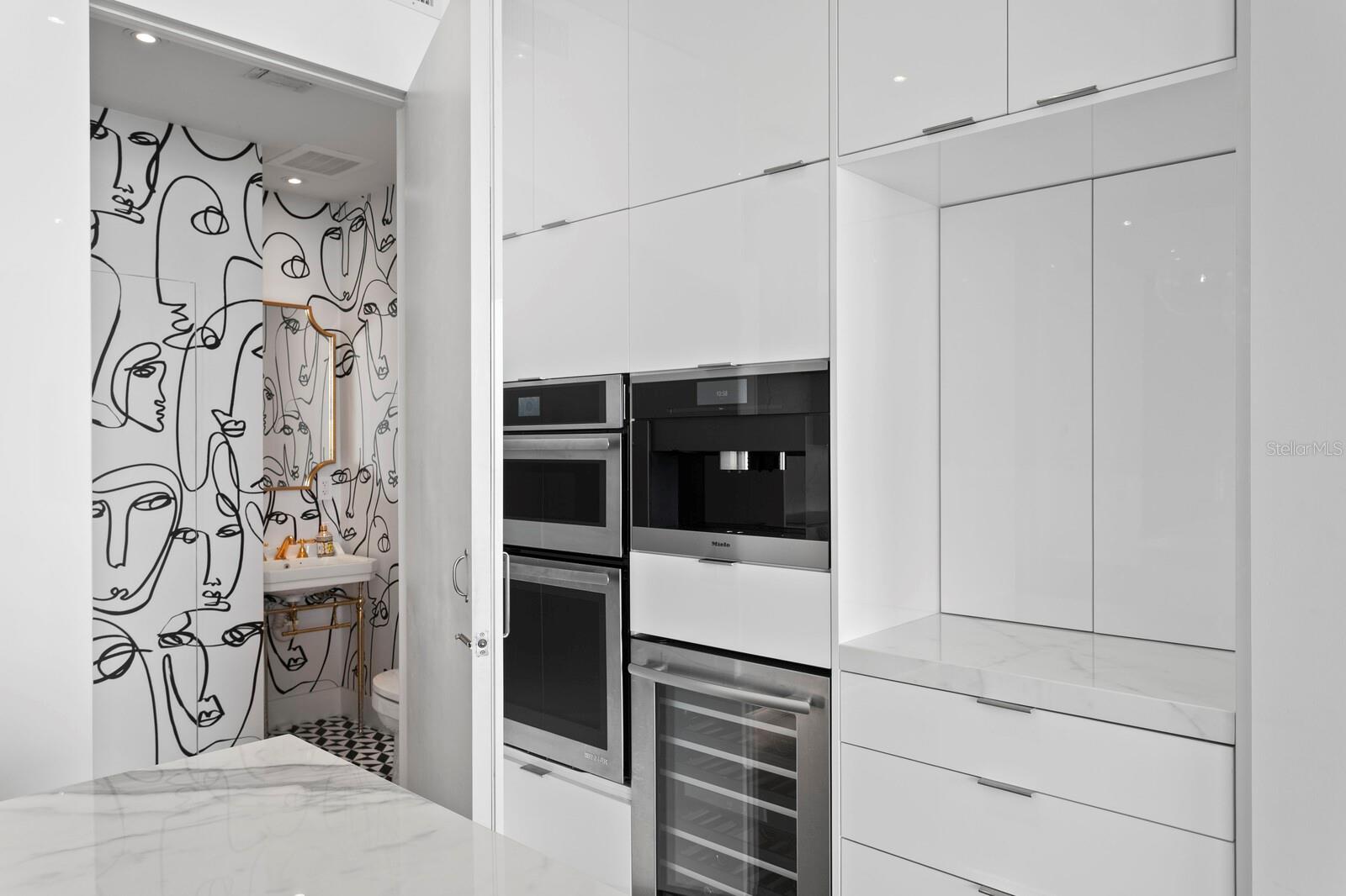 TB8397577 Property Photo