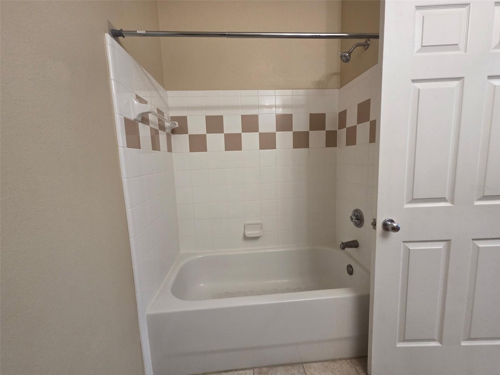 1185 SW 9TH RD #202, GAINESVILLE, FL, 32601