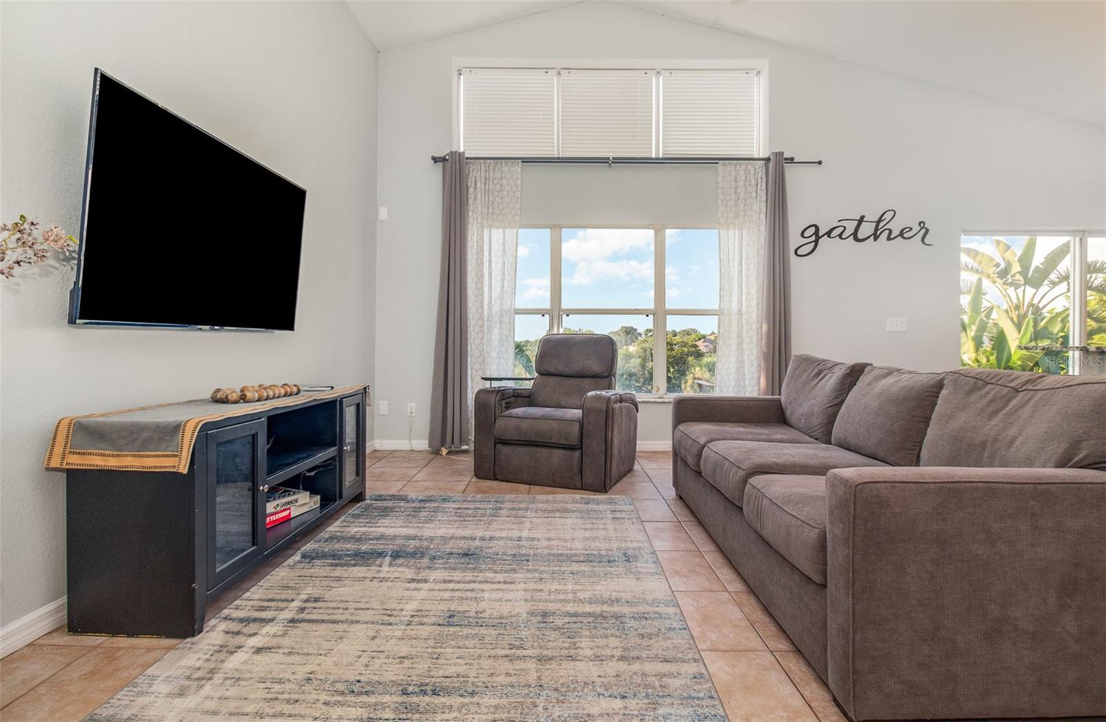 1315 VISTA DEL LAGO BLVD, DUNDEE, FL, 33838