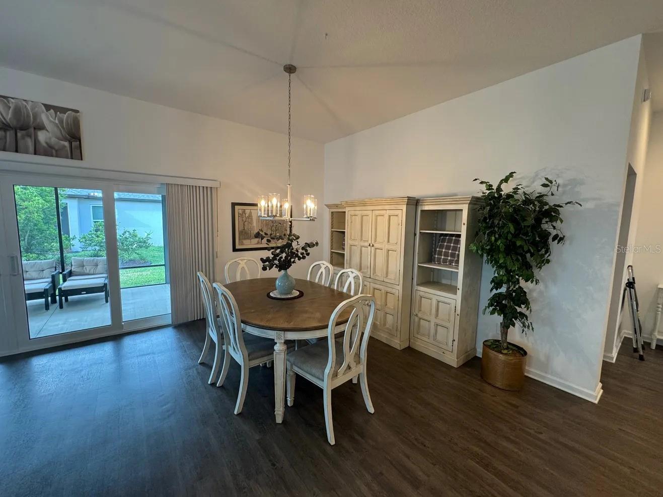 862 BOWDEN RD, THE VILLAGES, FL, 32163