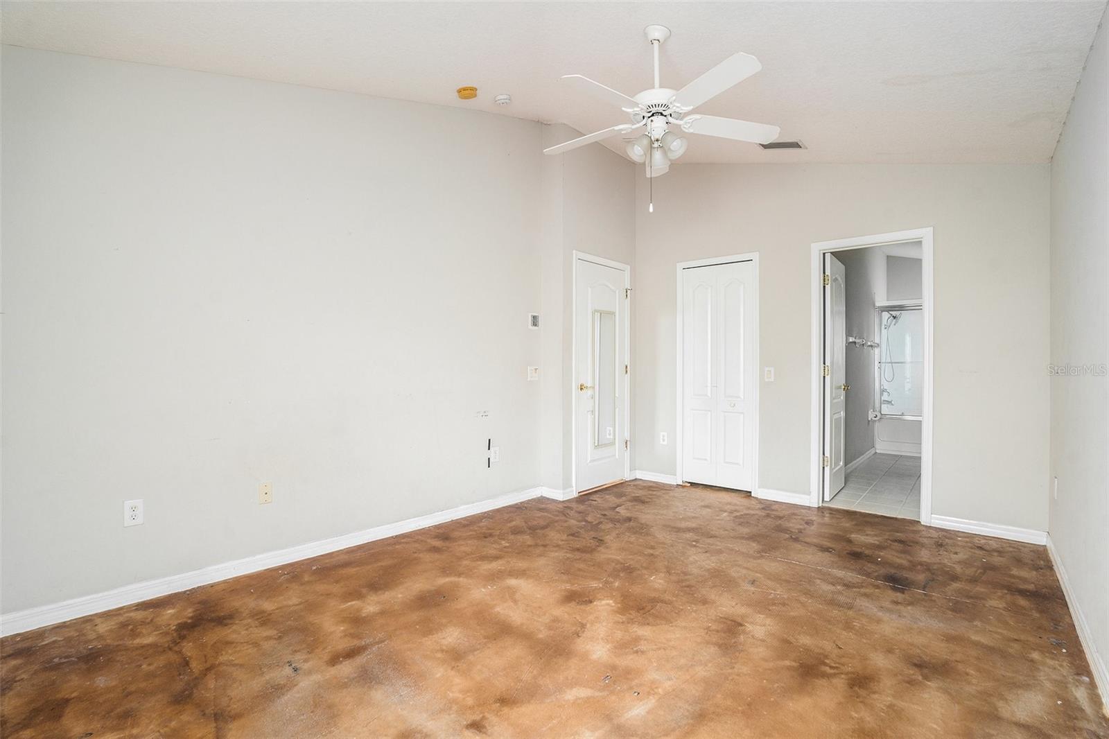 10039 CREEK BLUFF DR, RIVERVIEW, FL, 33578