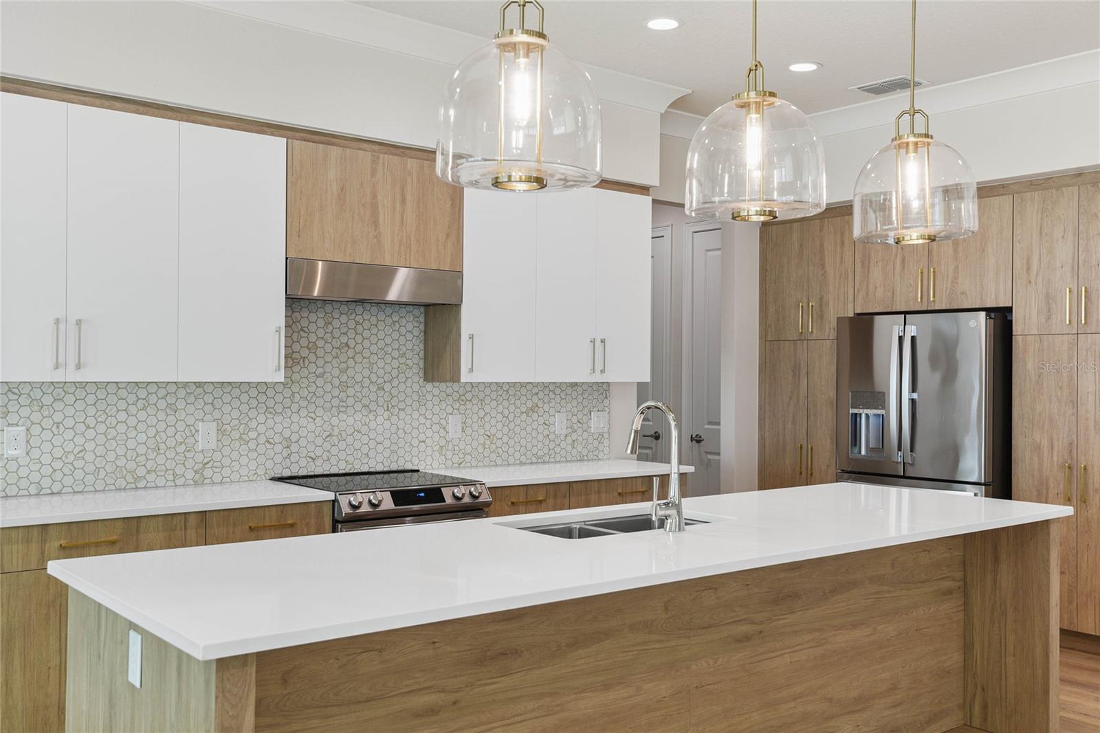 523 SANCTUARY GOLF PL, APOPKA, FL, 32712