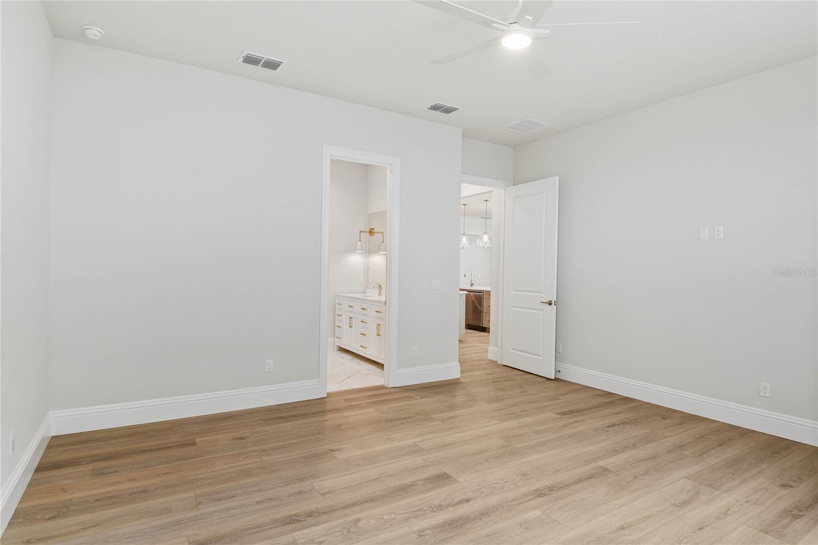 523 SANCTUARY GOLF PL, APOPKA, FL, 32712