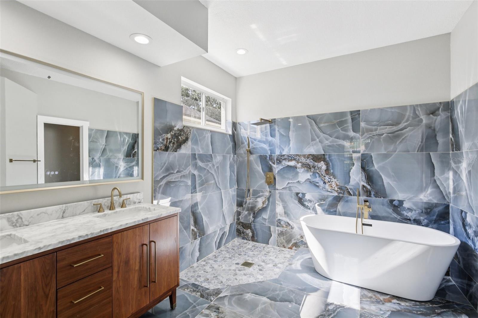 19113 GOLDEN CACOON PL, LUTZ, FL, 33558