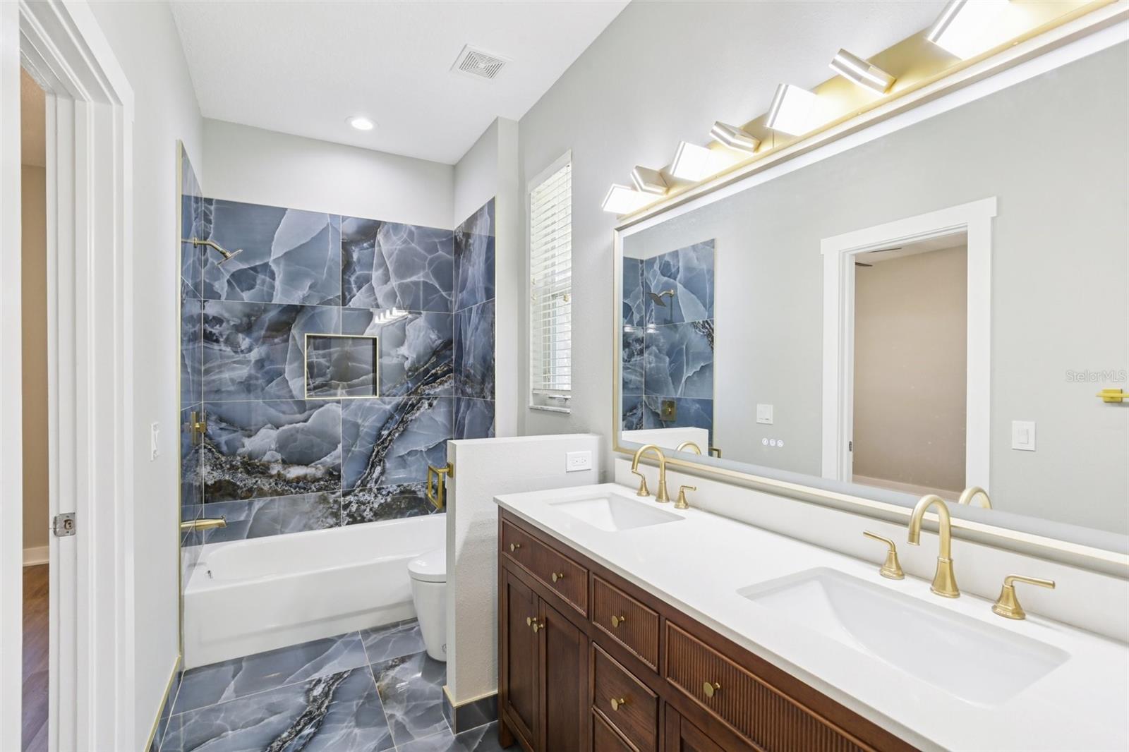 19113 GOLDEN CACOON PL, LUTZ, FL, 33558