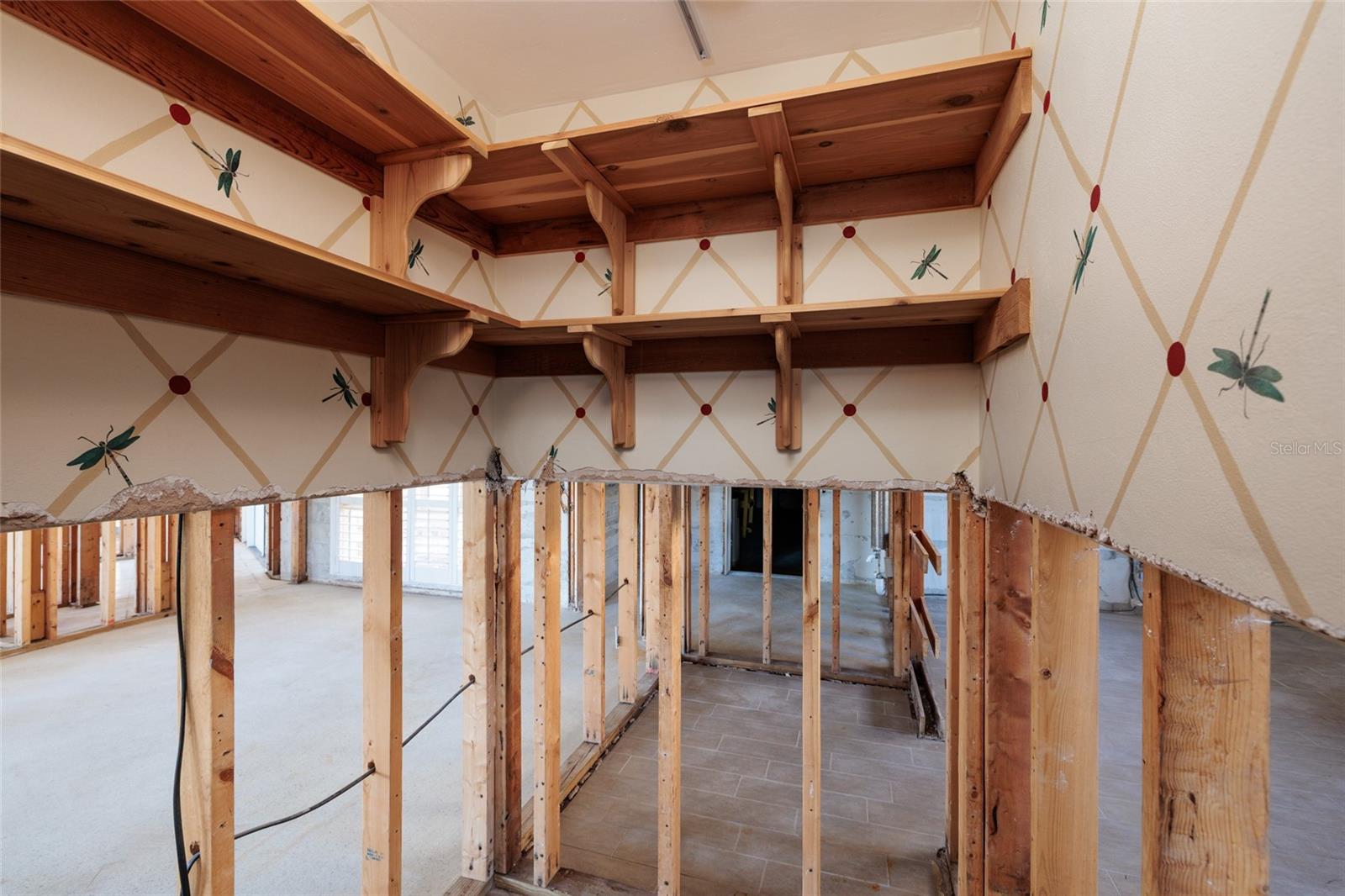 208 BATH CLUB BLVD N, NORTH REDINGTON BEACH, FL, 33708