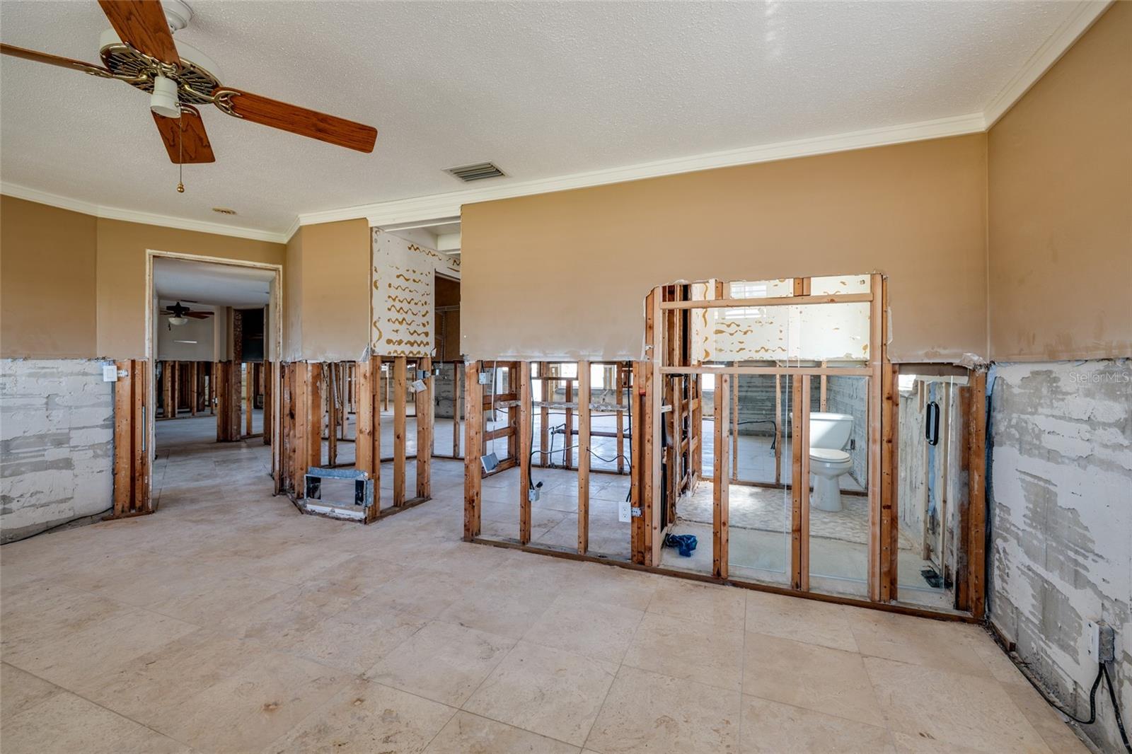 208 BATH CLUB BLVD N, NORTH REDINGTON BEACH, FL, 33708