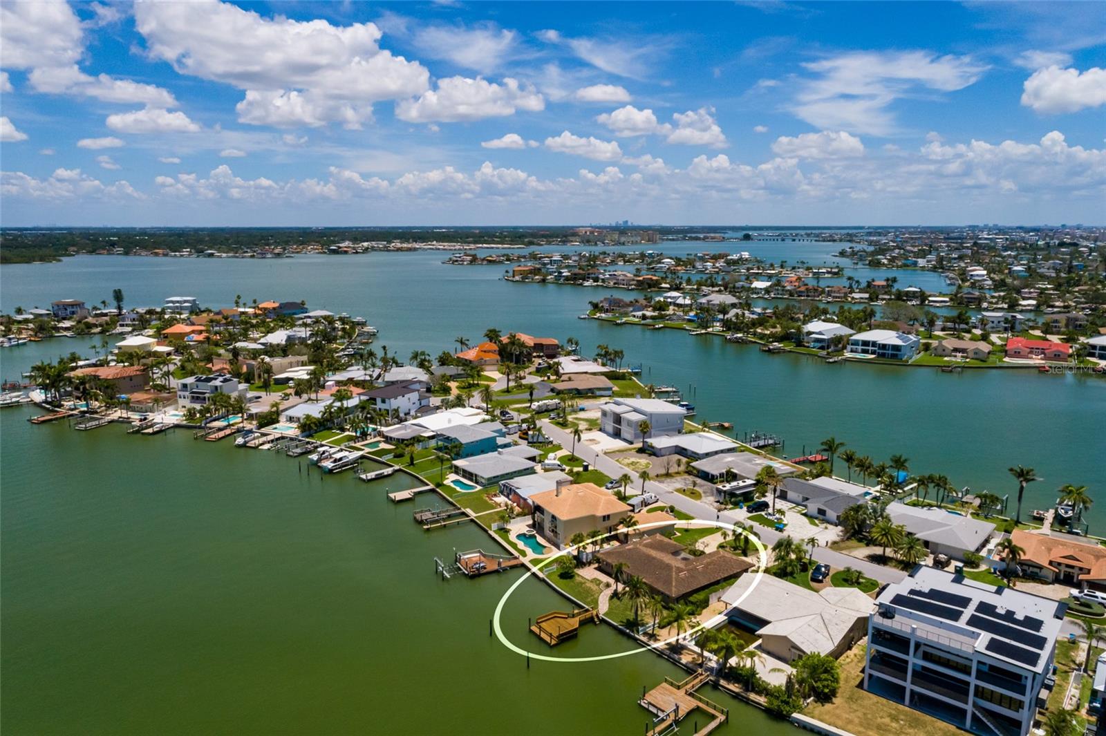 208 BATH CLUB BLVD N, NORTH REDINGTON BEACH, FL, 33708