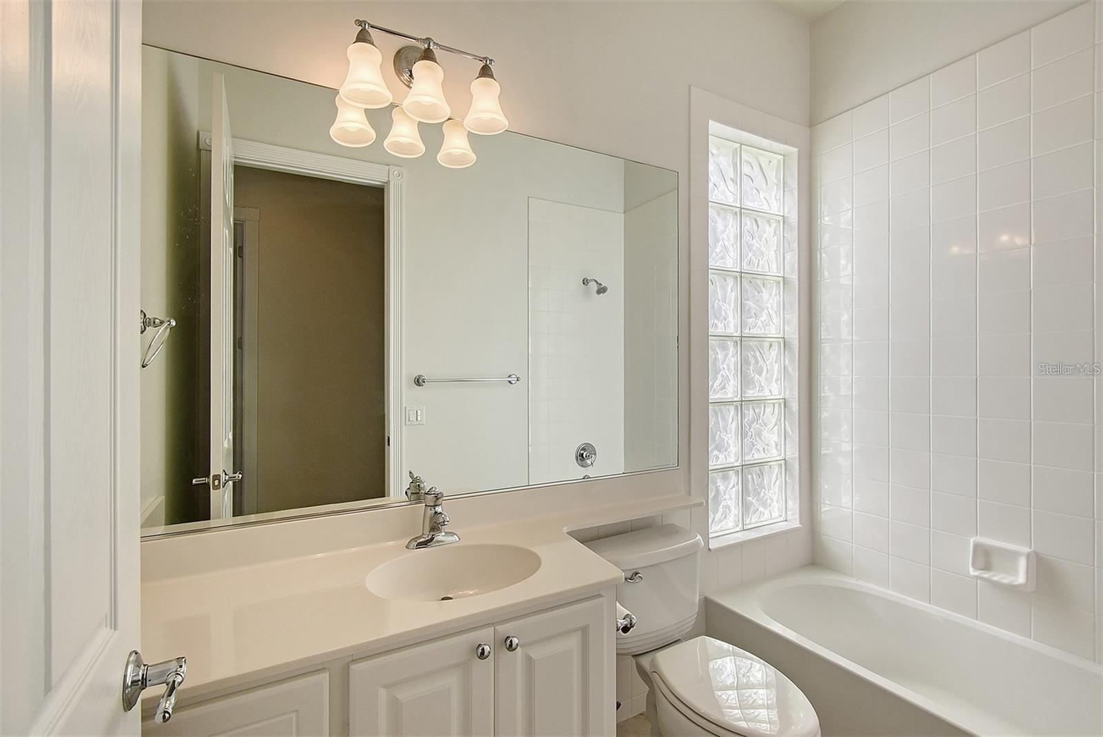 5759 BENEVENTO DR, SARASOTA, FL, 34238