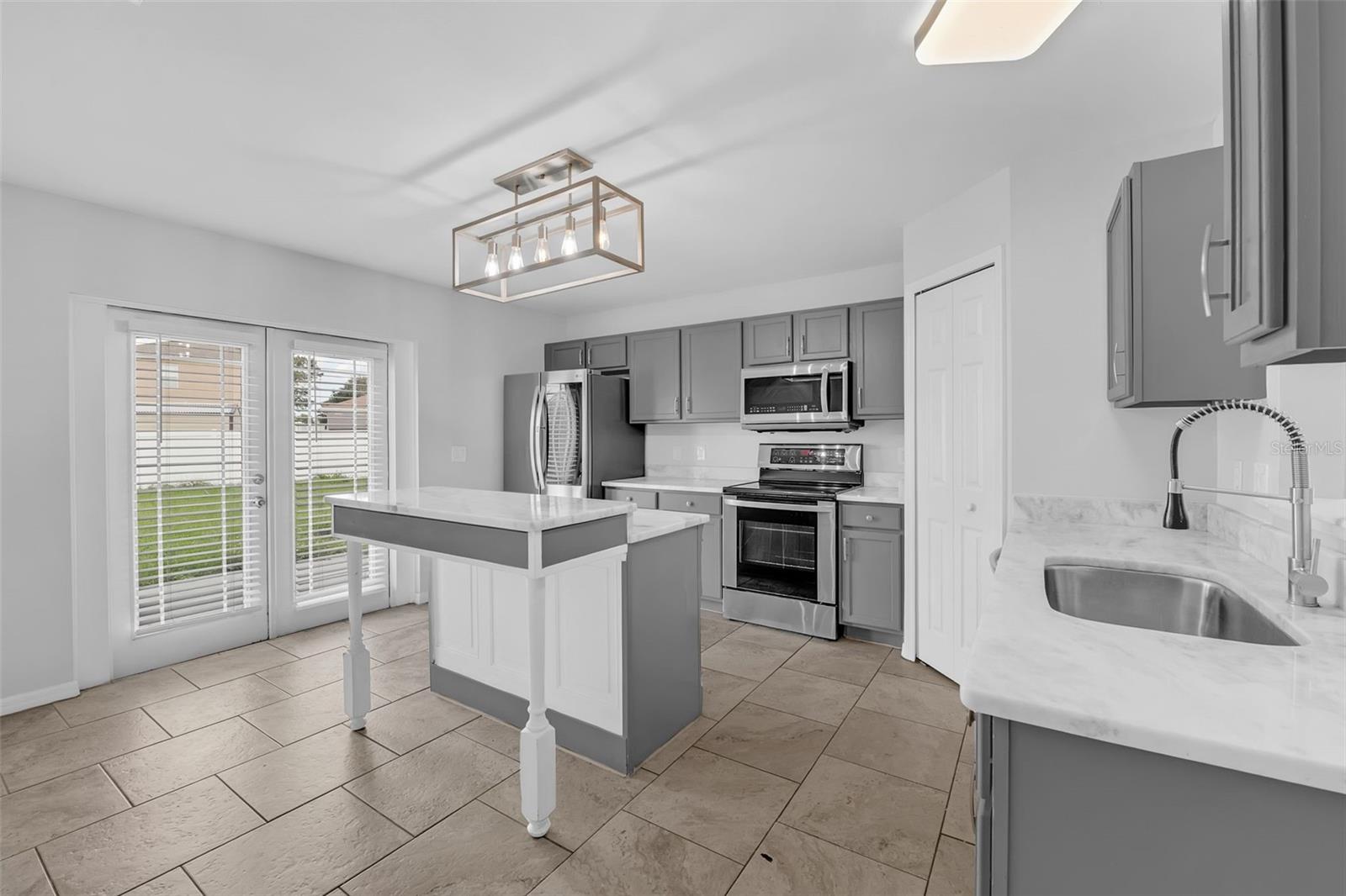 11130 SUMMER STAR DR, RIVERVIEW, FL, 33579