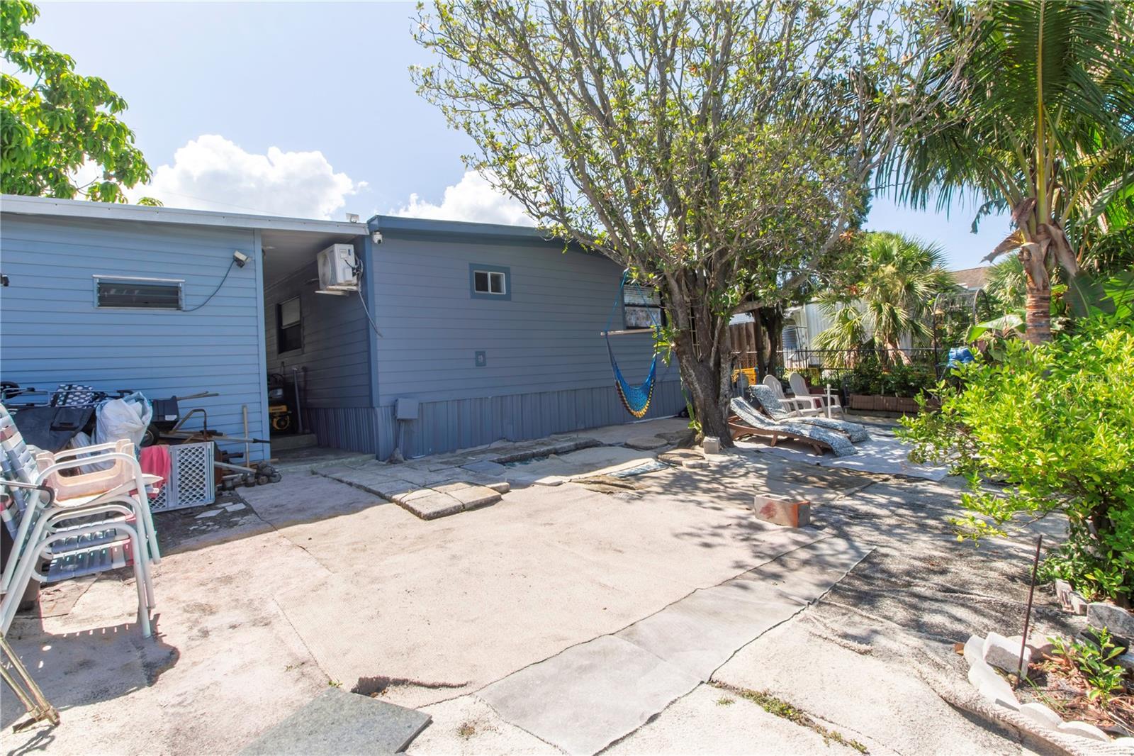 5824 PORTSMOUTH DR, TAMPA, FL, 33615