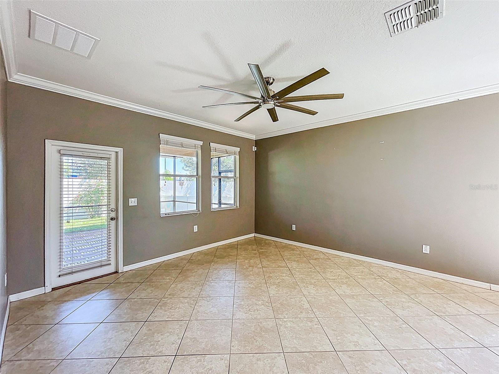 11656 LAKE BLVD, NEW PORT RICHEY, FL, 34655