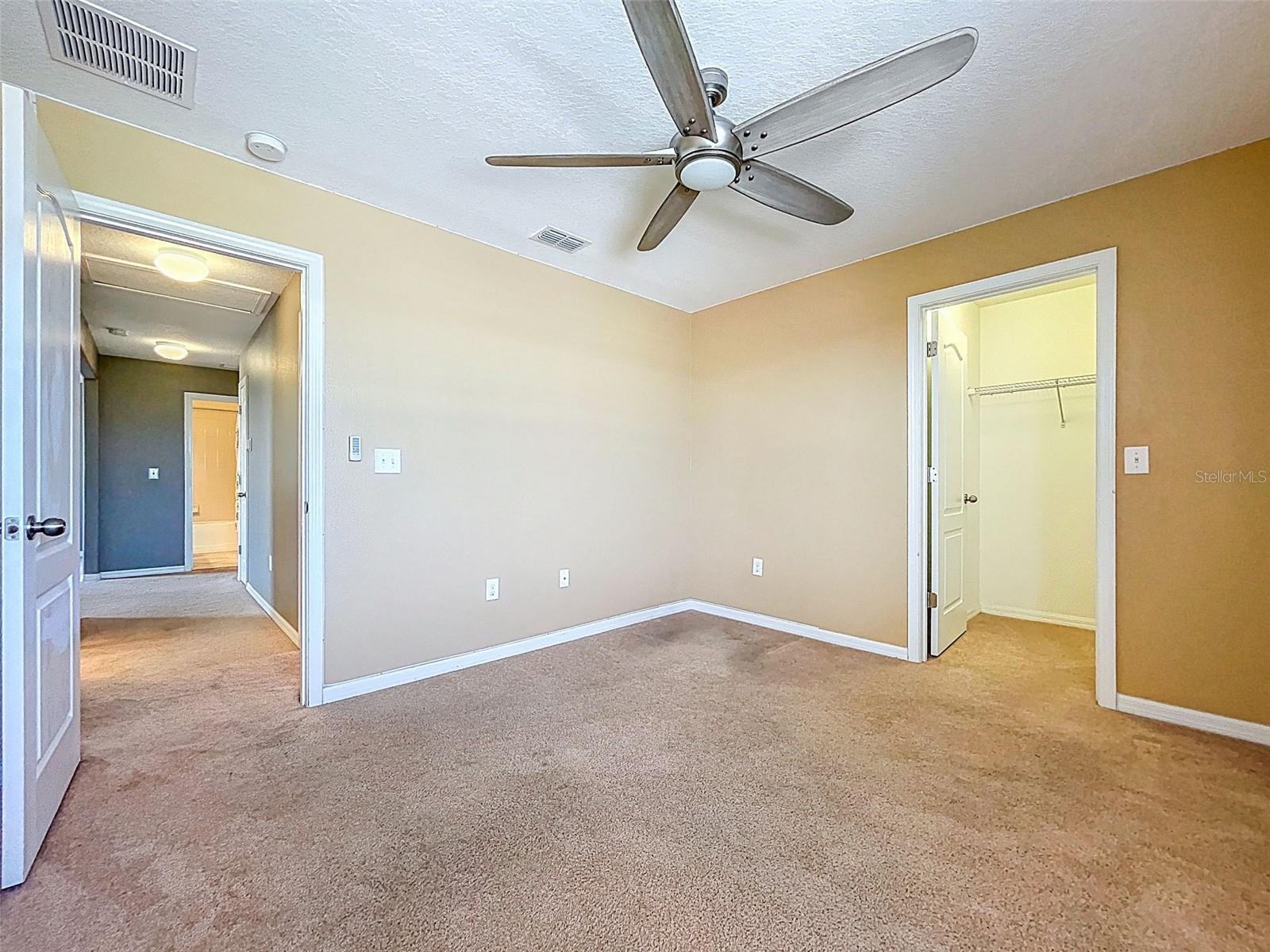 11656 LAKE BLVD, NEW PORT RICHEY, FL, 34655