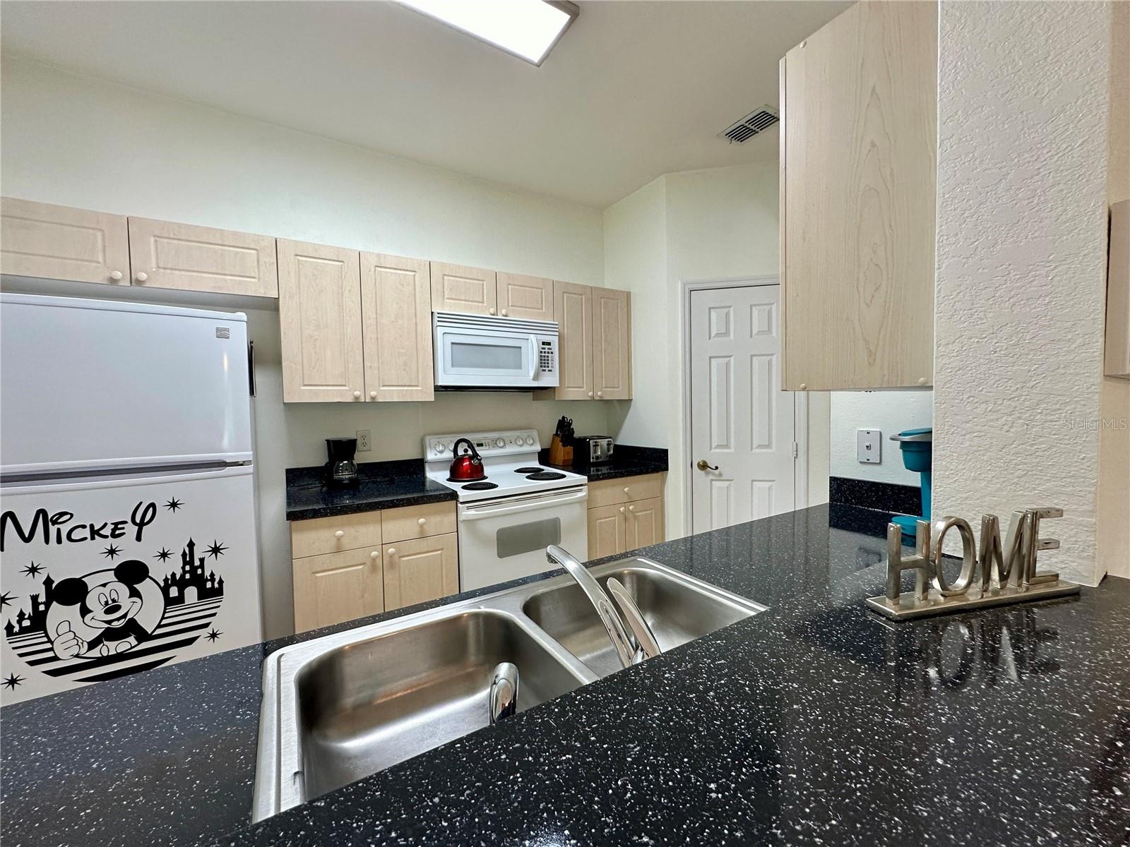 2300 SILVER PALM DR #201, KISSIMMEE, FL, 34747