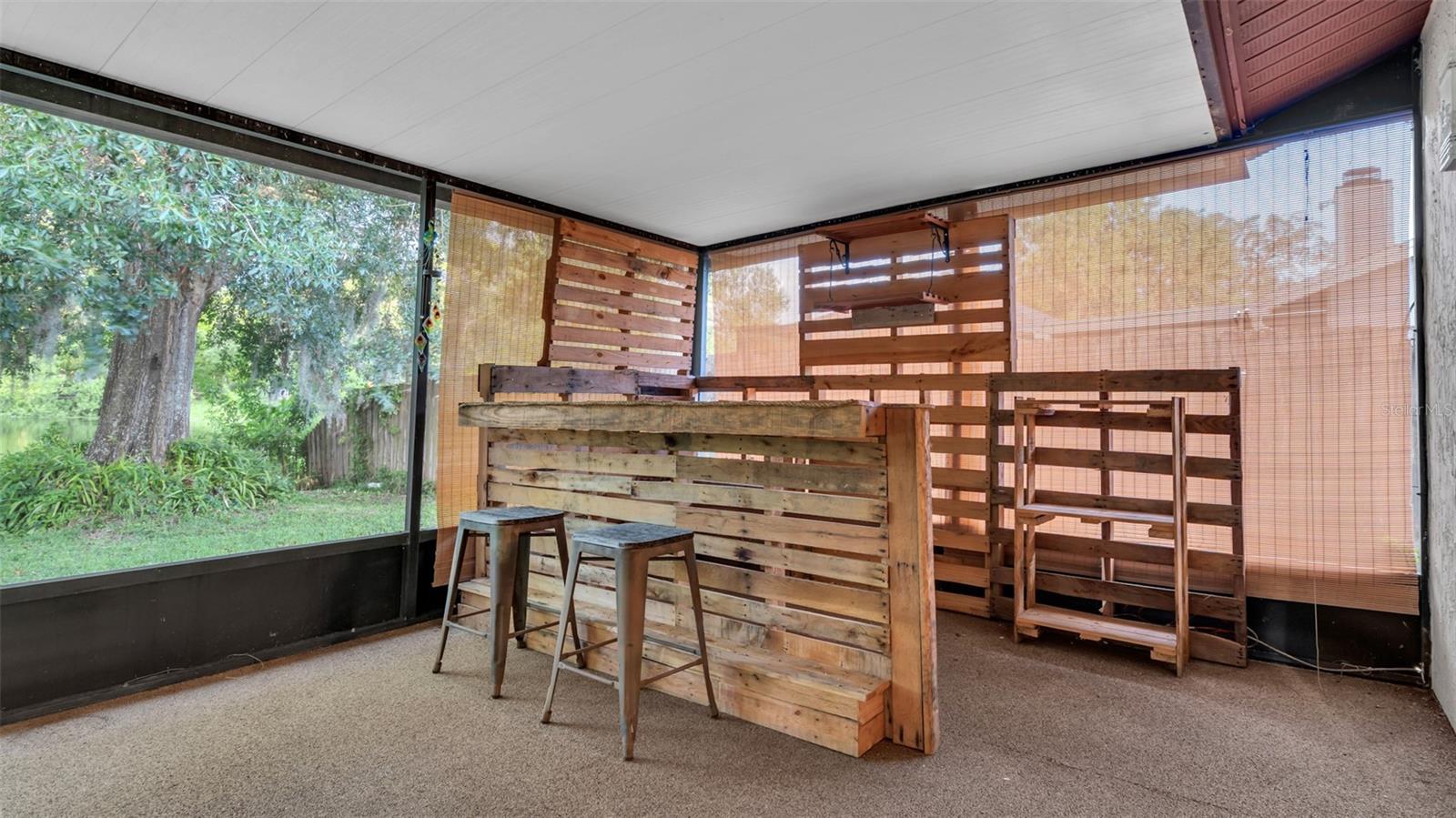 6725 ISLANDER LN, TAMPA, FL, 33615