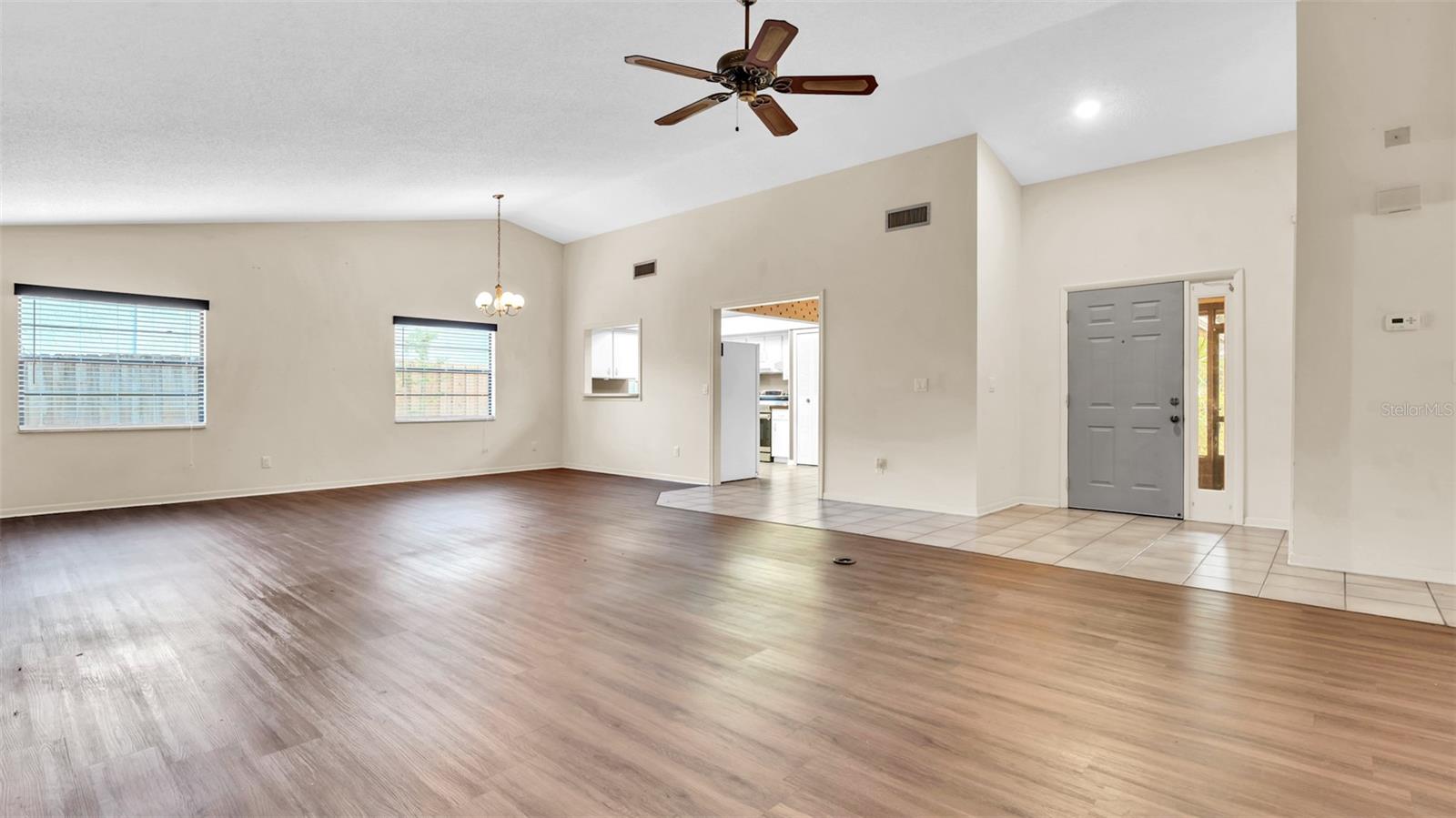 6725 ISLANDER LN, TAMPA, FL, 33615