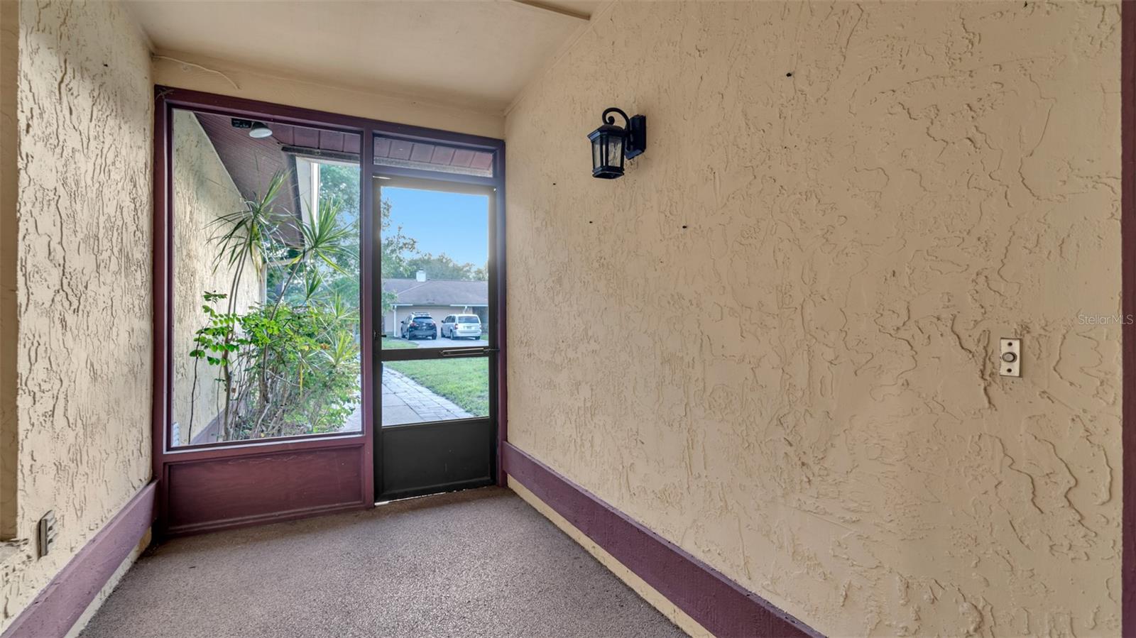 6725 ISLANDER LN, TAMPA, FL, 33615