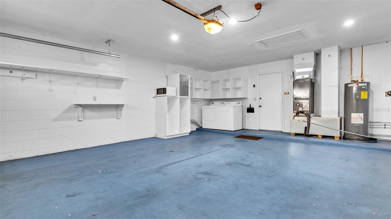 6725 ISLANDER LN, TAMPA, FL, 33615