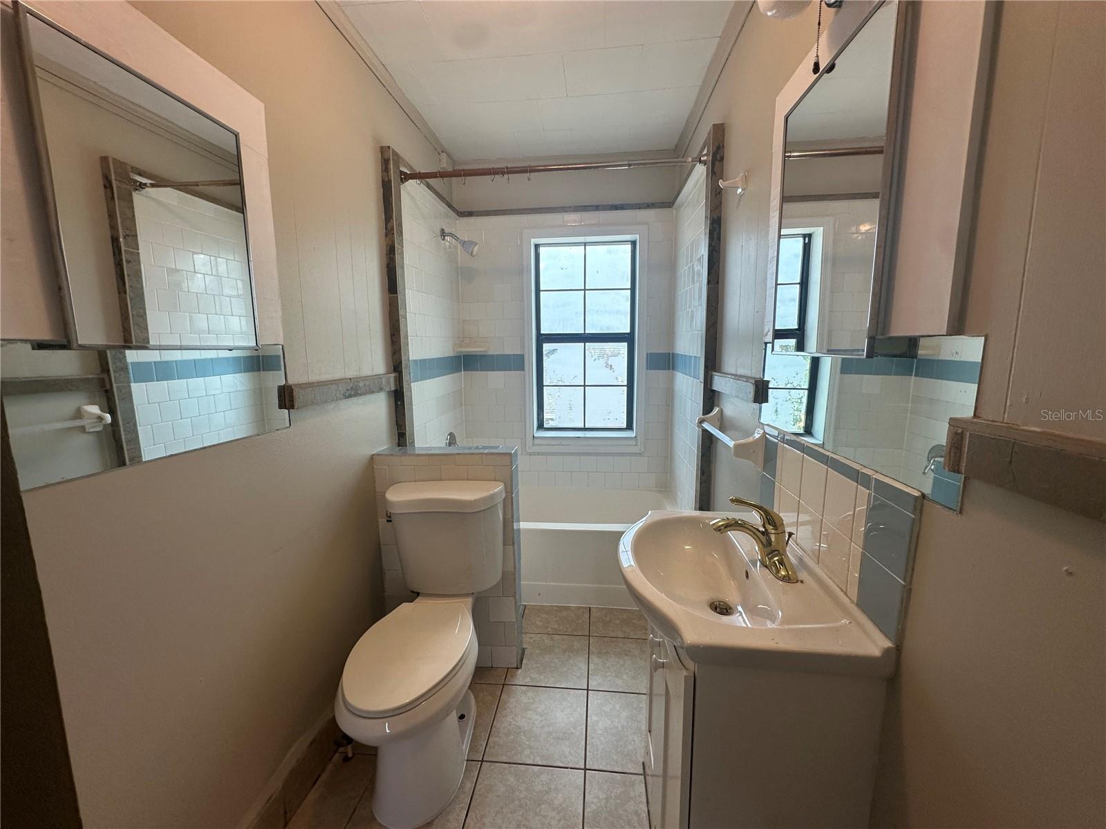 408 3RD AVE E #A, B & C, BRADENTON, FL, 34208