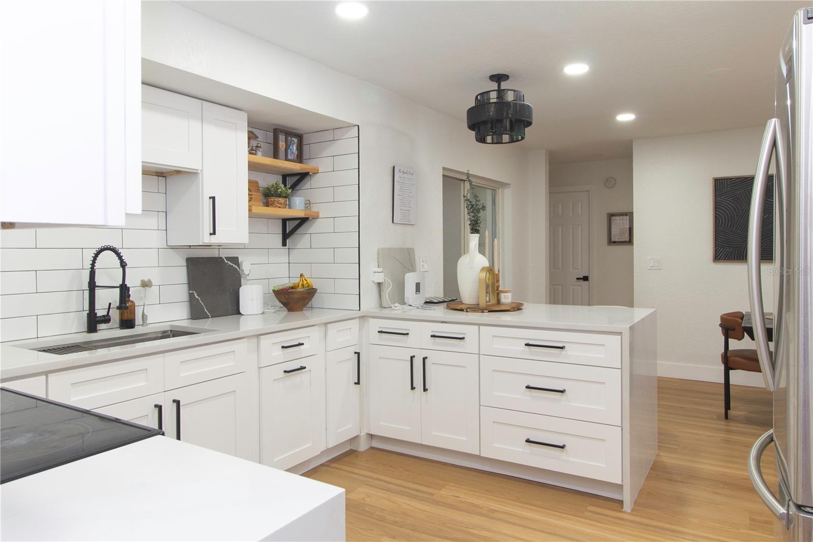 5520 FULMAR DR, TAMPA, FL, 33625