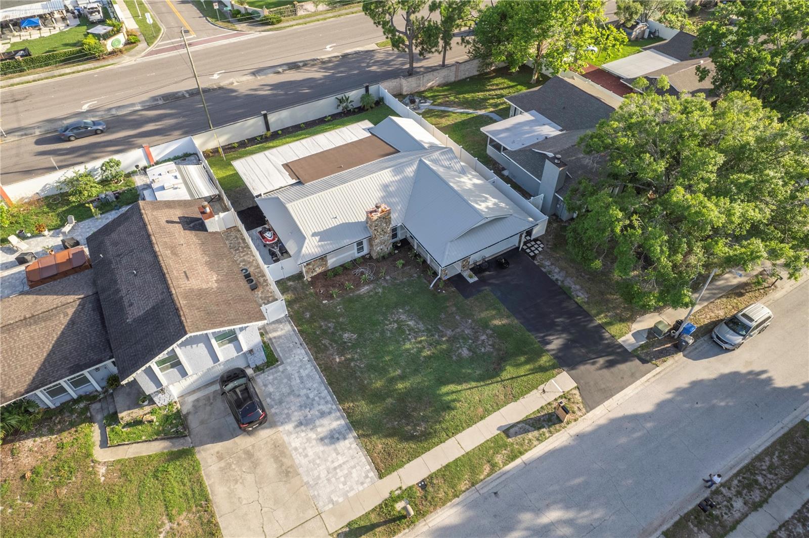 5520 FULMAR DR, TAMPA, FL, 33625