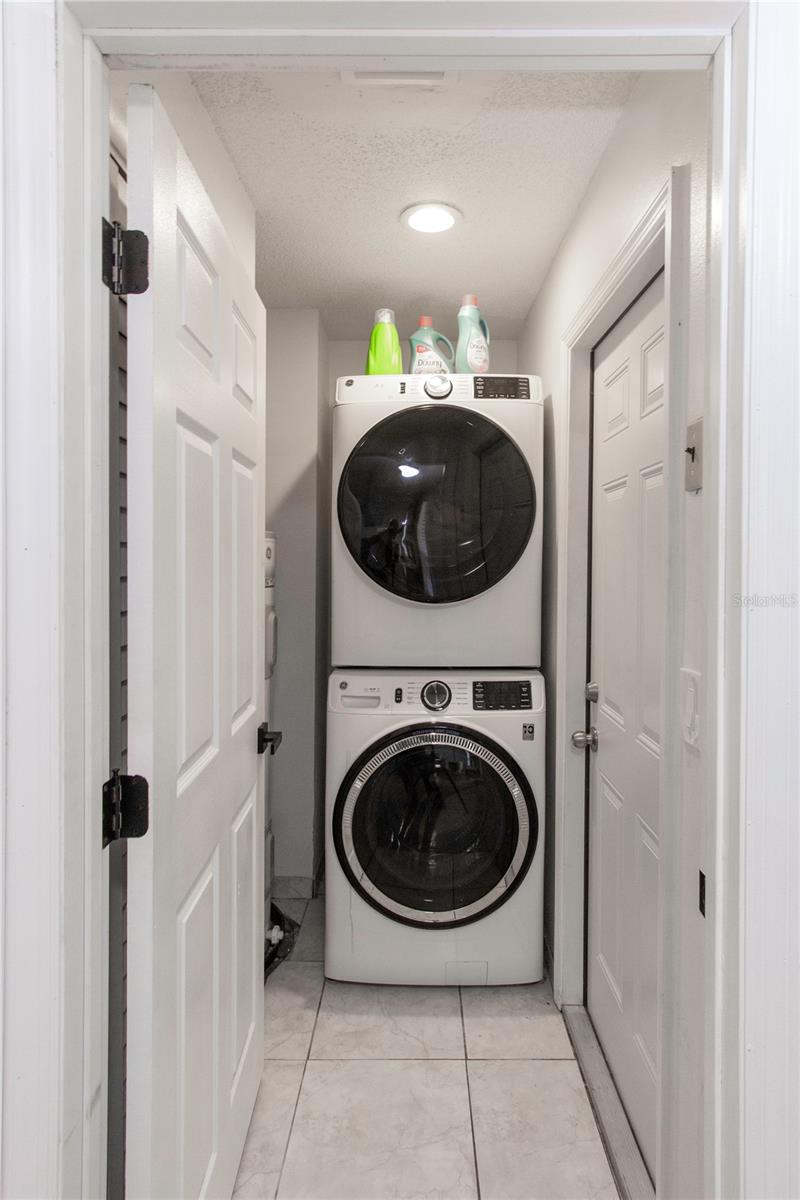 5520 FULMAR DR, TAMPA, FL, 33625