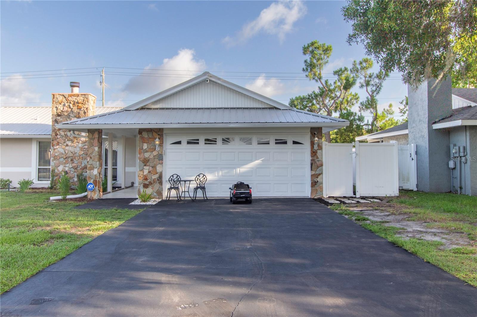 5520 FULMAR DR, TAMPA, FL, 33625