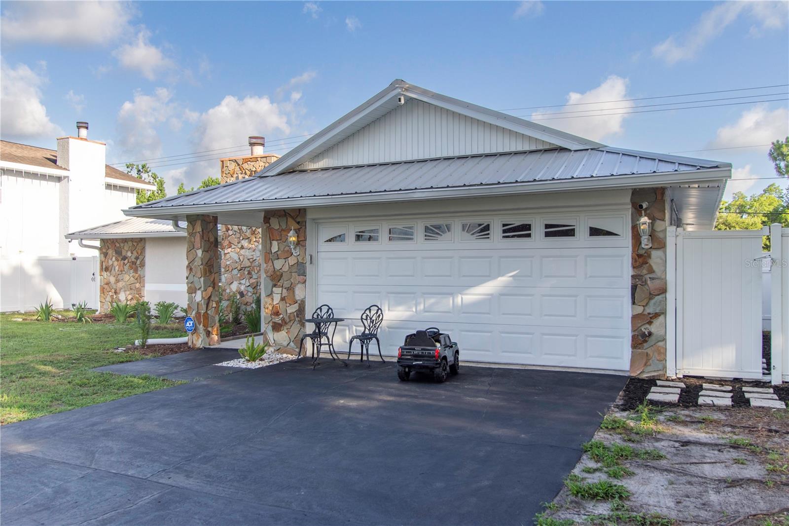 5520 FULMAR DR, TAMPA, FL, 33625