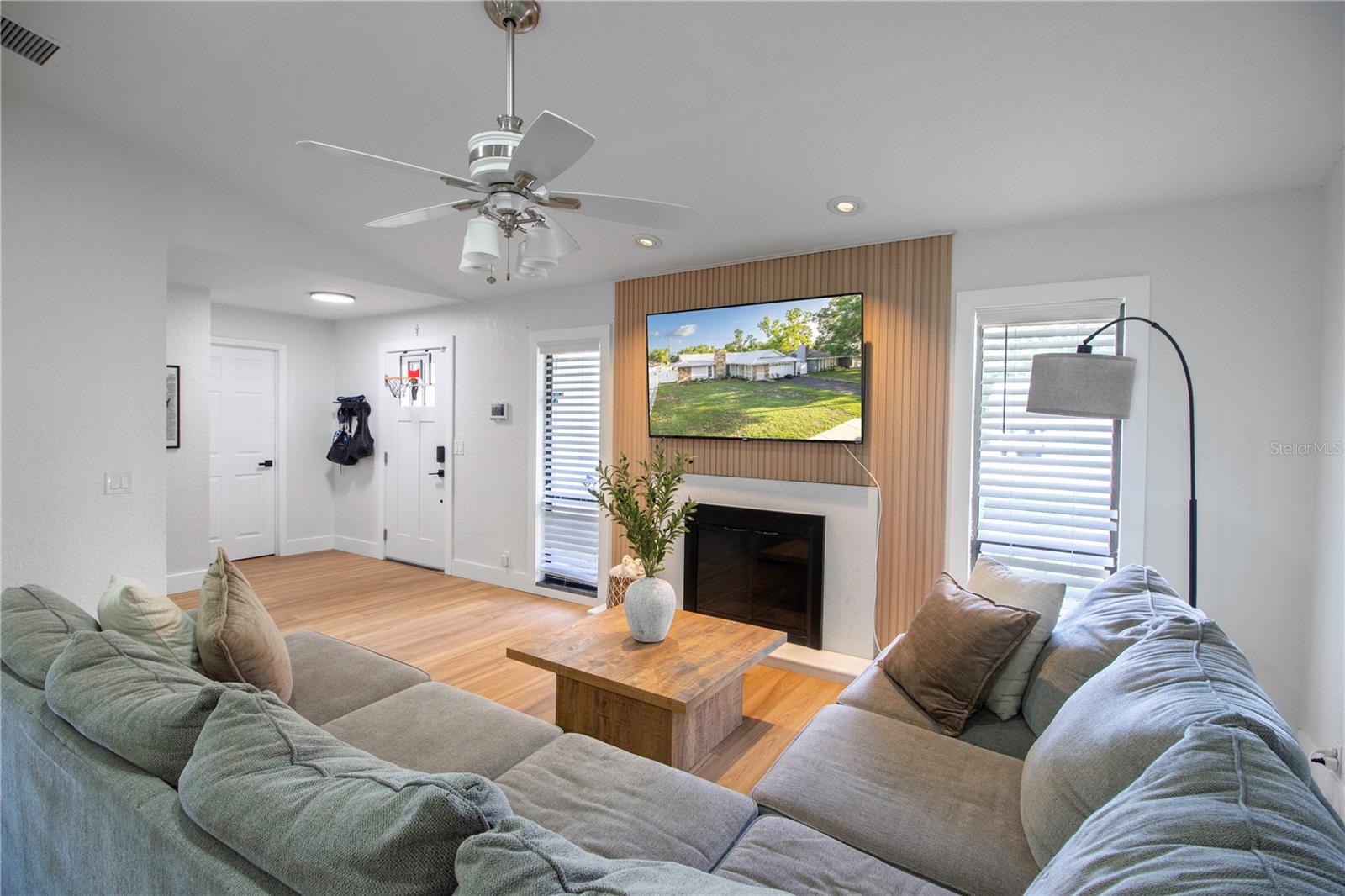 5520 FULMAR DR, TAMPA, FL, 33625