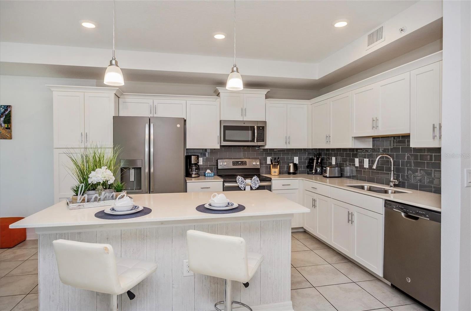 4751 CLOCK TOWER DR #203, KISSIMMEE, FL, 34746