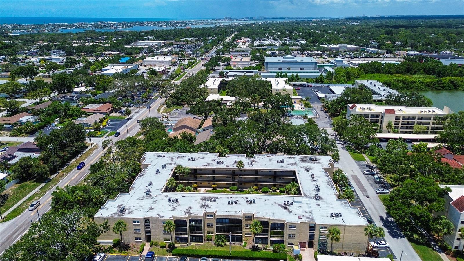 11485 OAKHURST RD #310, LARGO, FL, 33774