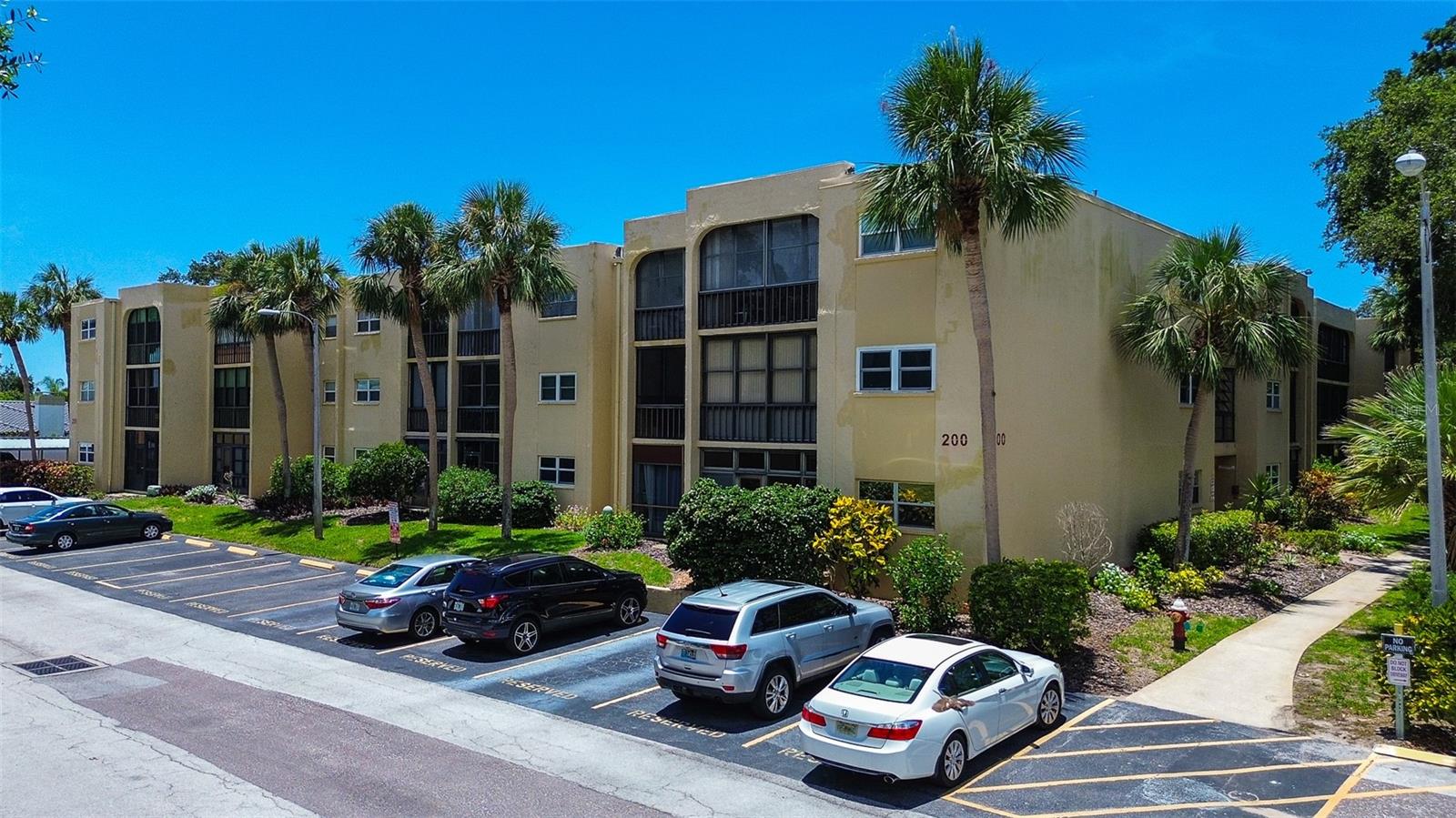 11485 OAKHURST RD #310, LARGO, FL, 33774