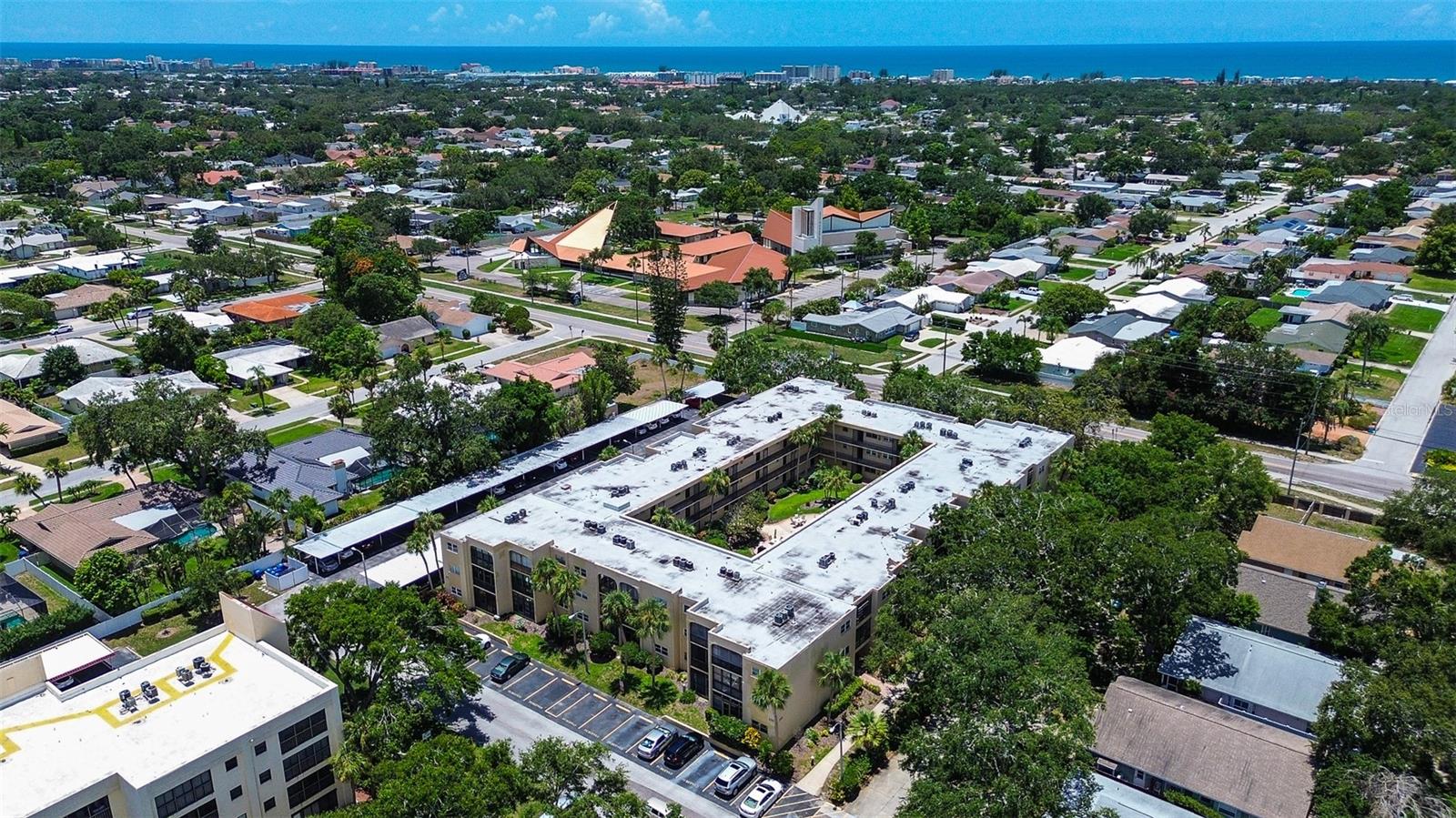 11485 OAKHURST RD #310, LARGO, FL, 33774