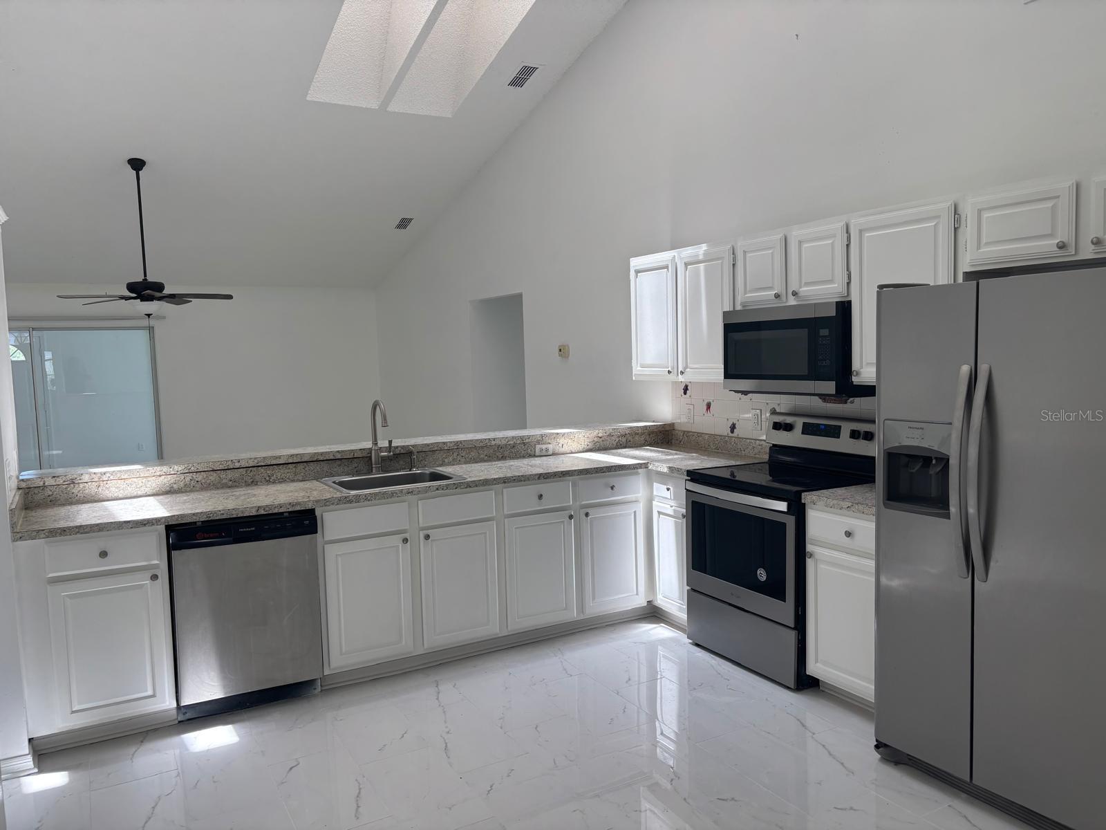 11704 OXFORDSHIRE PL, ORLANDO, FL, 32824