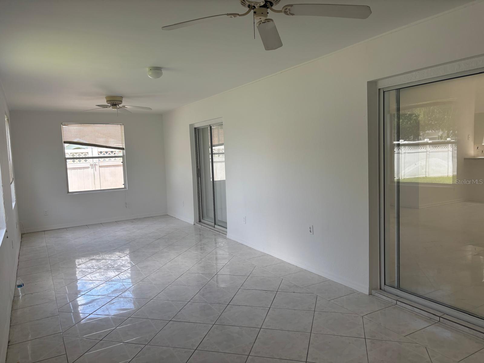 11704 OXFORDSHIRE PL, ORLANDO, FL, 32824