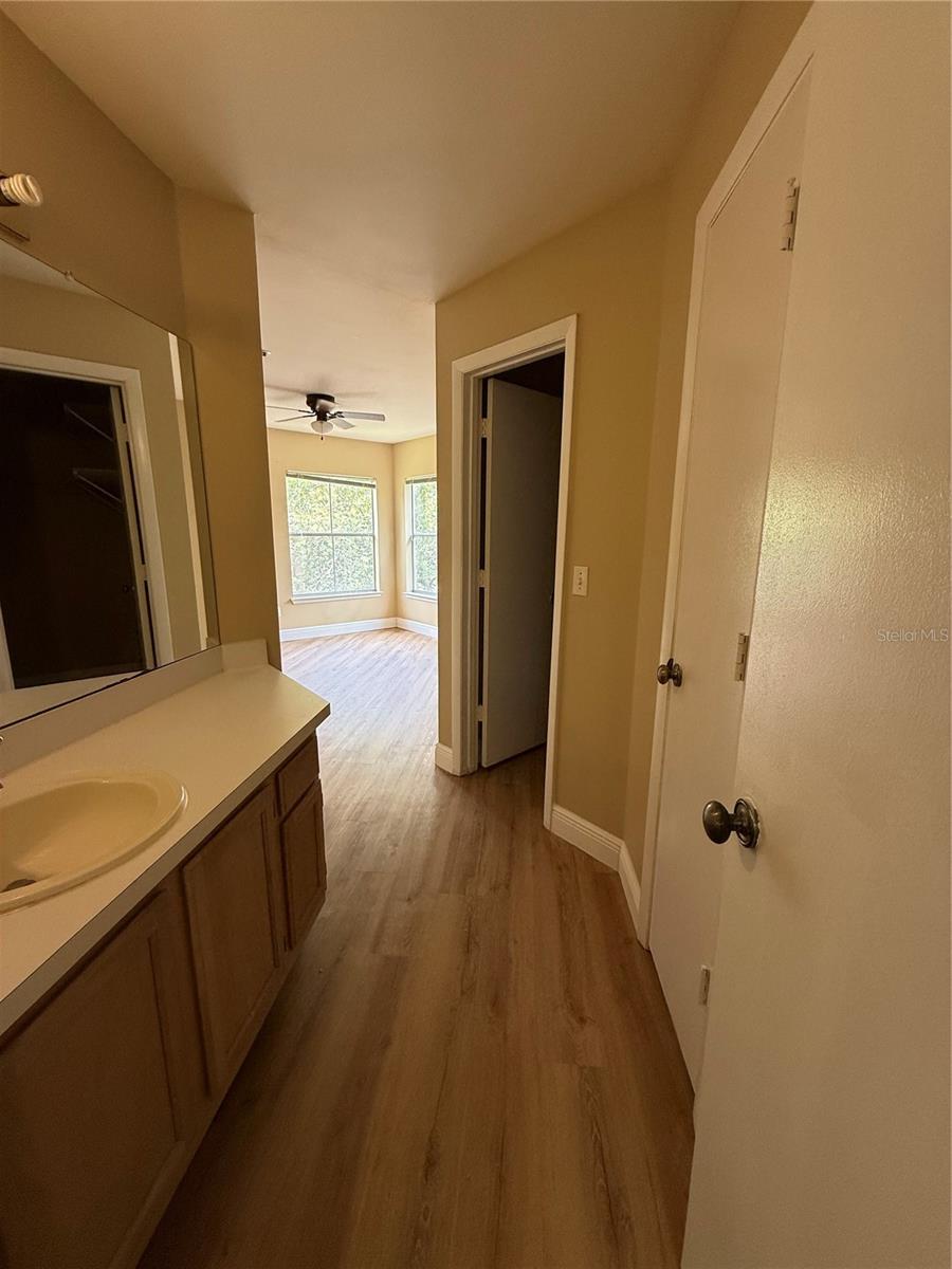 490 N PIN OAK PL #214, LONGWOOD, FL, 32779