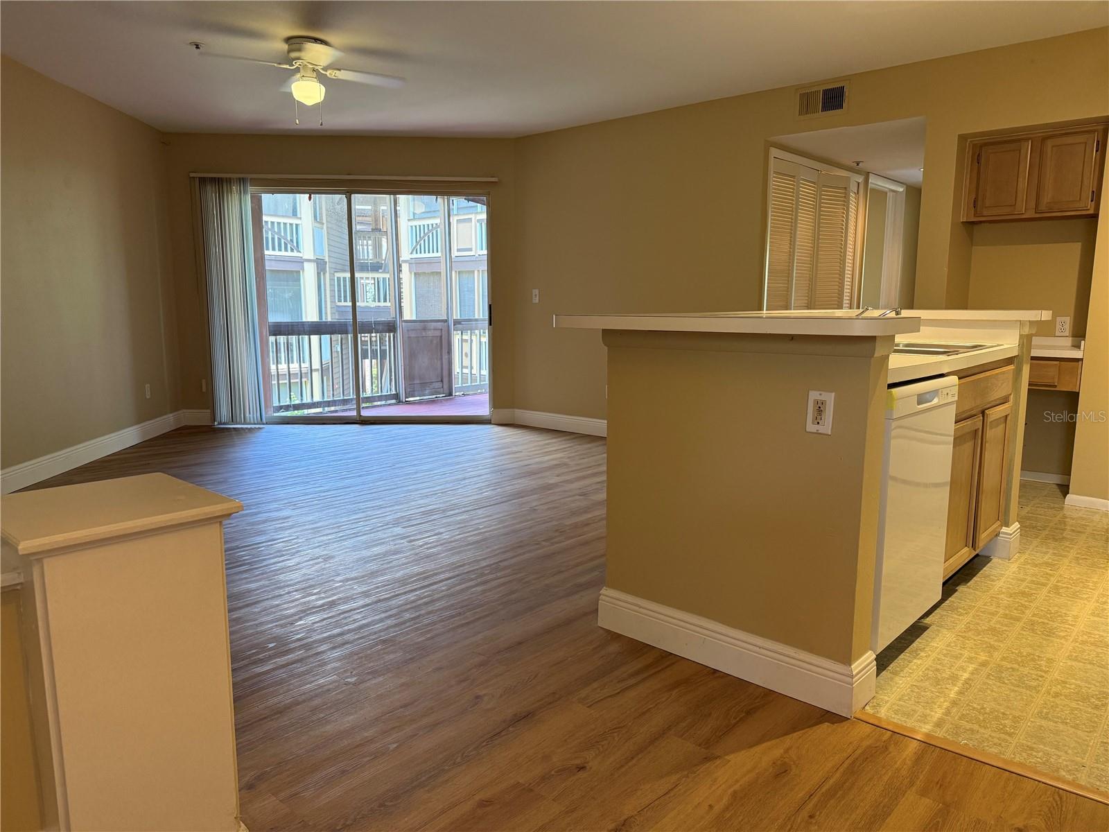 490 N PIN OAK PL #214, LONGWOOD, FL, 32779