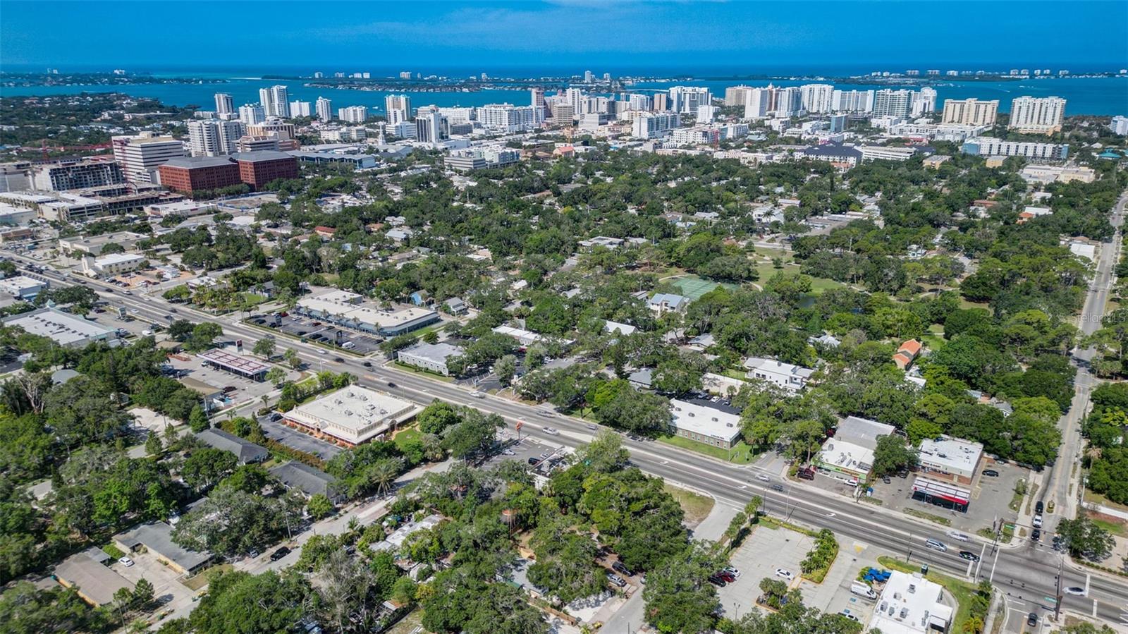 2050-2026 10TH, SARASOTA, FL, 34237