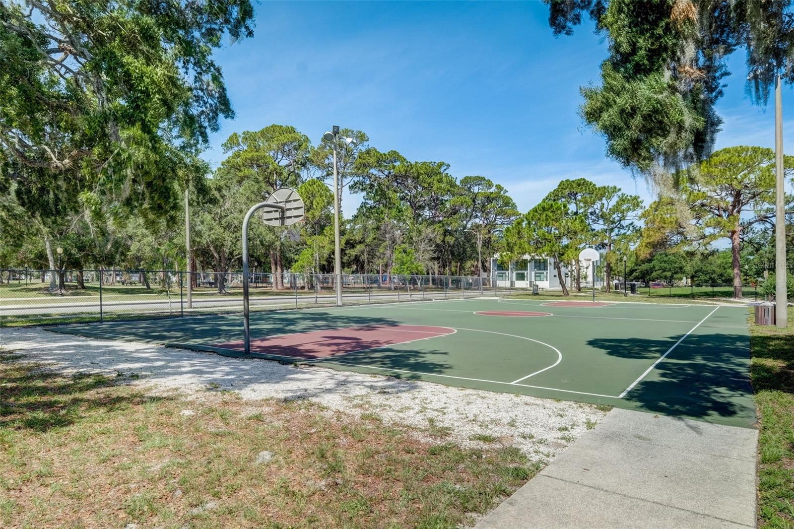 2050-2026 10TH, SARASOTA, FL, 34237