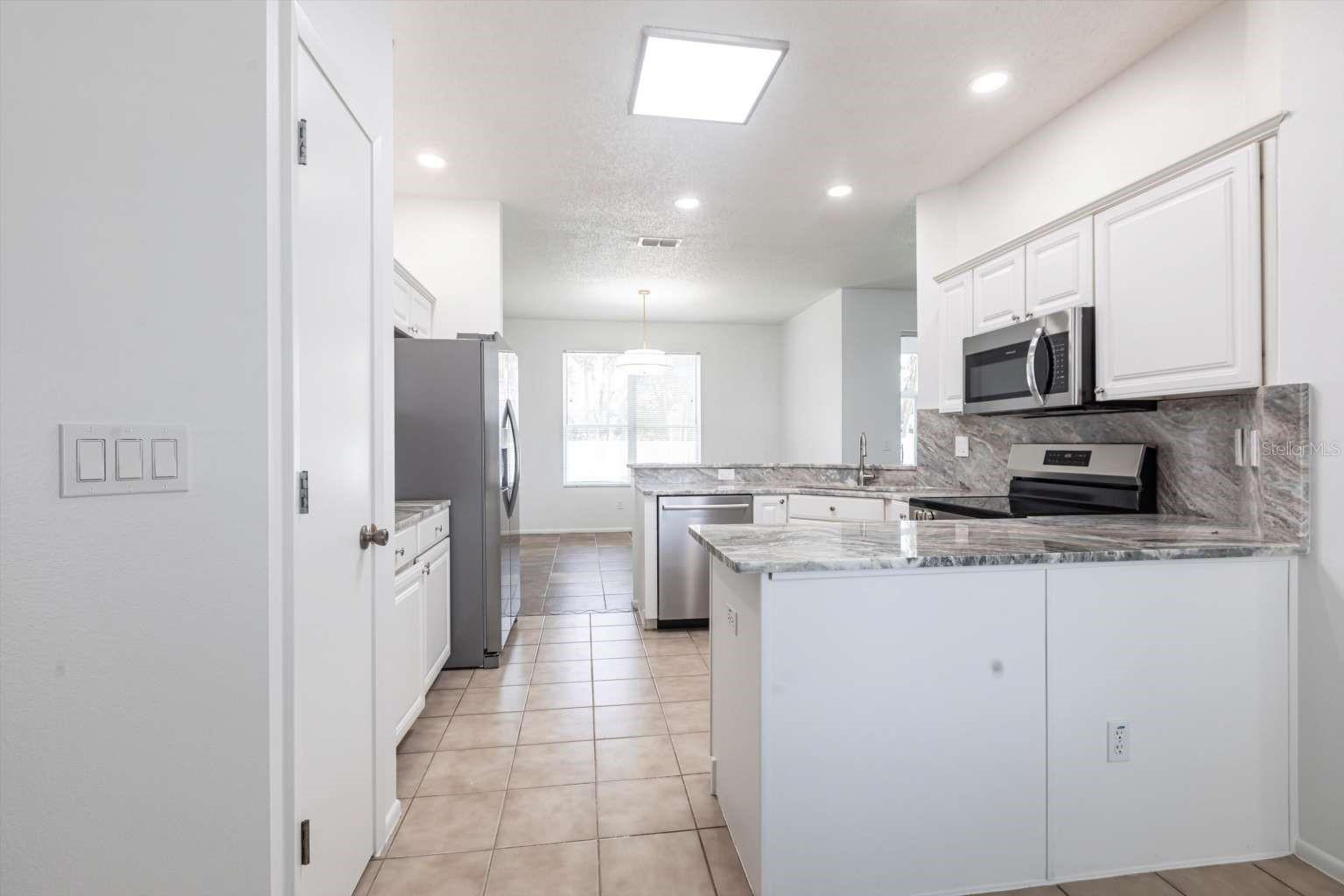 5017 46TH ST W, BRADENTON, FL, 34210