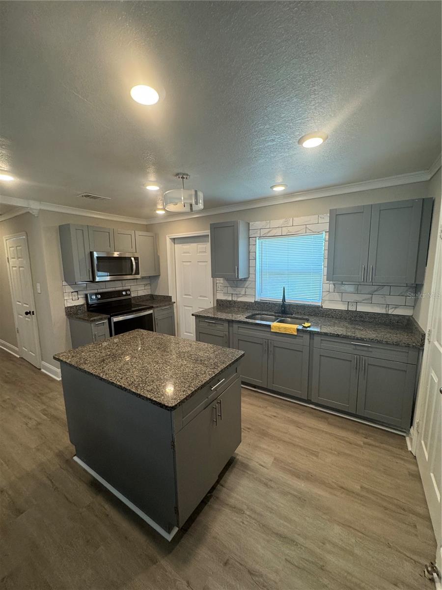 10802 BALM RIVERVIEW RD, RIVERVIEW, FL, 33569