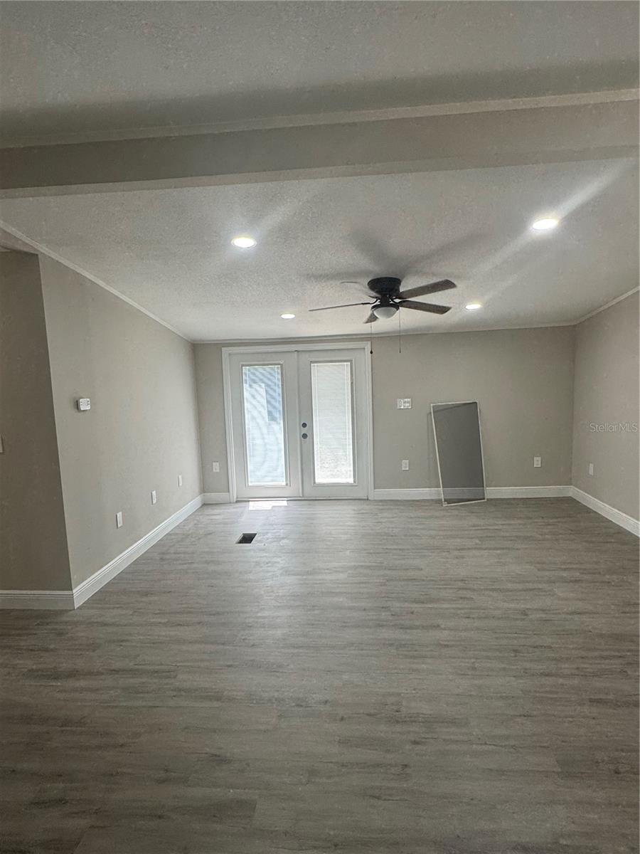 8631 MILLER DR, RIVERVIEW, FL, 33569