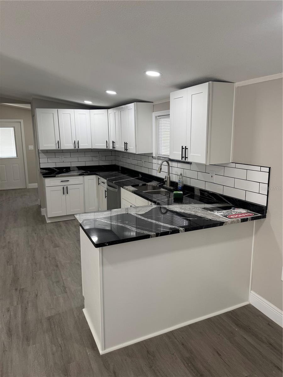 8631 MILLER DR, RIVERVIEW, FL, 33569