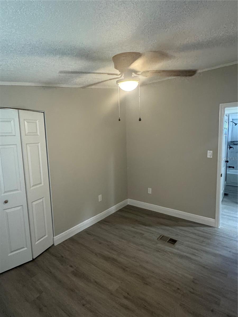 8631 MILLER DR, RIVERVIEW, FL, 33569